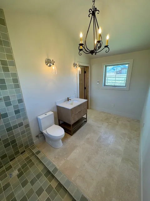 Paradise Valley full remodel with guest house by Artukovich Builders